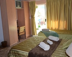 Hotel N4 Guest Lodge (Rustenburg, South Africa)