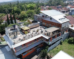 Otel Batuque Town Villa (Malang, Endonezya)