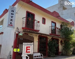 Hotel Casa De Los Abuelos (Bernal, Mexico)