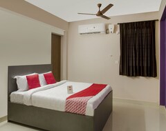 Khách sạn OYO 12958 Luxury Studio (Puducherry, Ấn Độ)
