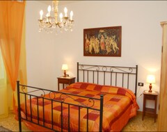 Toàn bộ căn nhà/căn hộ Villa in Foiano Della Chiana with 2 bedrooms sleeps 6 (Foiano della Chiana, Ý)