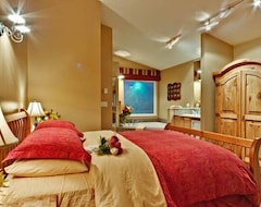 Bed & Breakfast Bonniebrook Lodge (Gibsons, Canada)