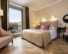 Rocco Forte Hotel Savoy (Florence, Italy)