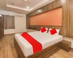 OYO Flagship Hotel R Square Grand (Hyderabad, Indien)