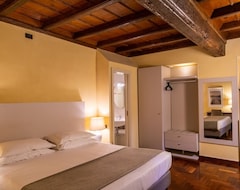 Hotel Antiche Mura (Saluzzo, Italy)
