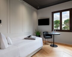 Hotel Comfort Room - Mirto (Longiano, Italien)