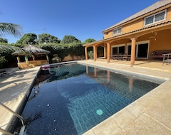 Casa/apartamento entero Quiet, Beautiful Spacious Villa With 4 Bedrooms - 4 Bathrooms With Wc, Large Swimming Pool (Wanar, Senegal)
