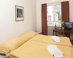 Hotelli Hotel Garni Montaldi (Locarno, Sveitsi)