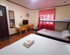 Khách sạn Oyo 879 Lauriens Budget Hotel 2 (Tagaytay City, Philippines)
