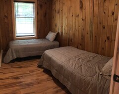 Cijela kuća/apartman Newly Renovated Cabin In 2021 Walking Distance To Gilbert Lake State Park (Laurens, Sjedinjene Američke Države)