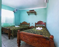 Hotel El Pru Oriental Trinidad (Trinidad, Cuba)