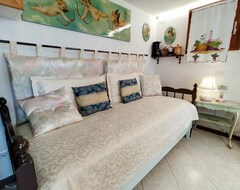 Toàn bộ căn nhà/căn hộ Lovely Apartment For 6 Guests With Tv, Balcony And Pets Allowed (Borgiallo, Ý)