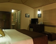 Hotel Aamod at Shoghi (Shimla, India)