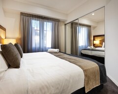Serviced apartment Attika Hotel (Perth, Australia)