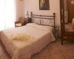 Bed & Breakfast Villa Cerasiello (Bracigliano, Ý)