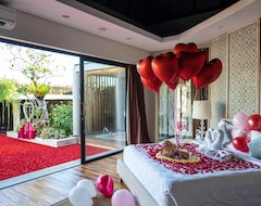 Hotel Berry Amour Romantic Villas (Seminyak, Indonezija)