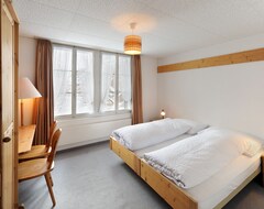 Hotel Krone Budget (Lenk im Simmental, Schweiz)