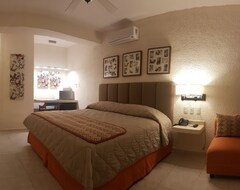 Khách sạn Hotel Y Suites Nader (Cancun, Mexico)