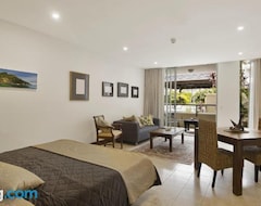 Koko talo/asunto 119 Santai Resort - Poolside Apartment By Uholiday (Causarina, Australia)