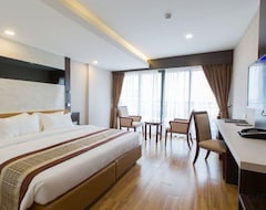 Khách sạn Golden Jomtien Beach Hotel (Pattaya, Thái Lan)