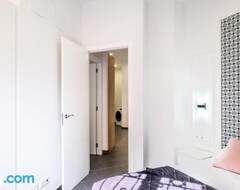 Koko talo/asunto New And Modern Apartment With Comfy Beds (Valencia, Espanja)