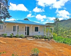 Cijela kuća/apartman Relaxation Therapy In A Cottage/cabin. Eco Friendly-homesteading. (San José De Ocoa, Dominikanska Republika)