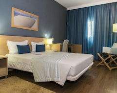 Khách sạn Apartamentos Santiago - Praia (Praia, Cape Verde)
