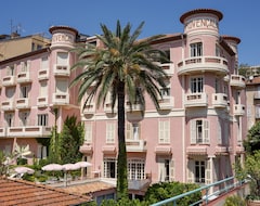 Hotel Le PROVENCAL (Villefranche sur Mer, Fransa)
