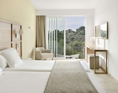 Hotel Iberostar Cala Domingos All Inclusive (Cala Domingos, Spain)