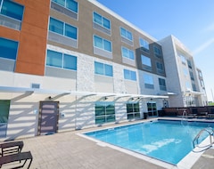 Hotel Holiday Inn Express & Suites Mckinney - Frisco East (McKinney, USA)