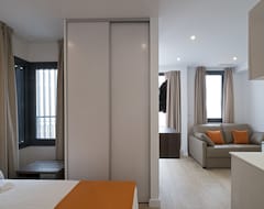 Apart Otel Apartamentos Maier (Kadiz, İspanya)