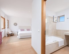 Hotel Villa Azalea: Large House Perfect For Families Or Groups Up To 6 People (Son Servera, Spanien)