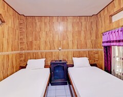 Khách sạn Spot On 92028 Hotel Surya (Jembrana, Indonesia)