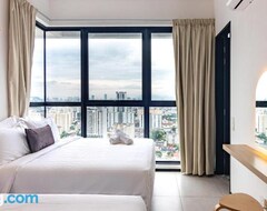 Hotel Urban Suites, Classic Collection By Stellar Alv (Jelutong, Malaysia)