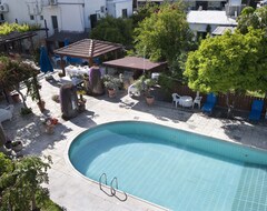 Ξενοδοχείο Follow the sun (Πόλη Χρυσοχούς, Κύπρος)