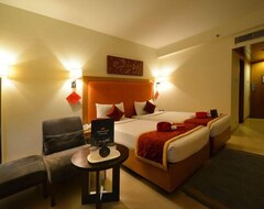 Khách sạn Oyo Premium Banjara Hills Road No 4 (Hyderabad, Ấn Độ)