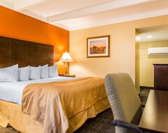 Clarion Hotel & Suites Hamden - New Haven (Hamden, USA)