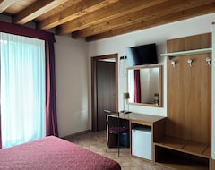 Khách sạn Hotel agli ulivi (Valeggio sul Mincio, Ý)