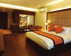 Hotel Santomas Suites (Batangas City, Filipini)
