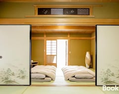 Bed & Breakfast Cai irodori 1Ri1ZuYiXuanJianoSu petutoOK (Gojo, Nhật Bản)