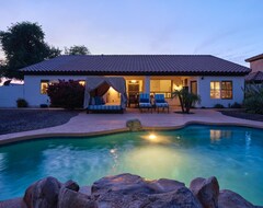 Tüm Ev/Apart Daire Scottsdale Home W/Private Pool, Hot Tub & Grill- Near Shopping! (Scottsdale, ABD)