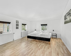 Cijela kuća/apartman 4 Bedroom Accommodation In Humble (Humble, Danska)