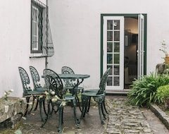 Toàn bộ căn nhà/căn hộ Holiday Manor House - 3 bedrooms, 2 living rooms, dining room, fireplaces, garden (Vila Pouca de Aguiar, Bồ Đào Nha)
