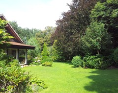 Cijela kuća/apartman Half Of The House With A Large Garden, Pool, Campfire And Smoker (Fünfseen, Njemačka)