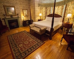 Hotel Fairholm National Historic Inn (Charlottetown, Canadá)