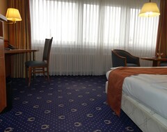 Khách sạn Appartel am Dom (Cologne, Đức)