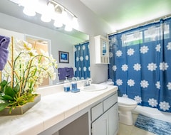 Toàn bộ căn nhà/căn hộ Alpine 4-bedroom Retreat With Garden/hot Tub/view (Coarsegold, Hoa Kỳ)