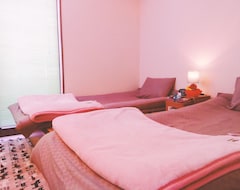 Bed & Breakfast Rainbow Guesthouse (Female Only) (Saitama, Nhật Bản)