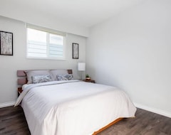 Koko talo/asunto 3 Bedrooms Luxury Unit On Vancouvers East Side (Vancouver, Kanada)