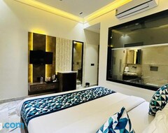 Taj Ronak Luxury Hotels (Agra, Indien)